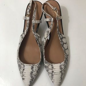 Calvin Klein Women’s Patsi Shoes Size 11